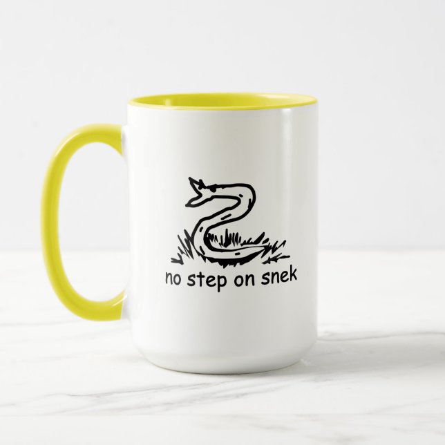 Keine Schritte auf snek memes Gadsden parody SnekR Tasse (Links)