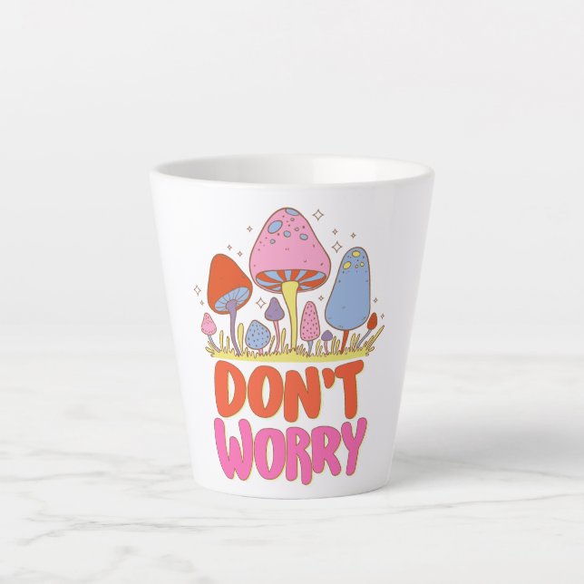 Keine Sorge - farbenfroher Kawaii Mushroom Milchtasse (Vorderseite)