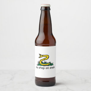 Keine Stufe auf Snek-Meme Gadsden-Parodie SnekRigh Bierflaschenetikett