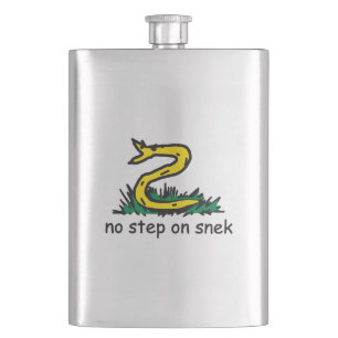 Keine Stufe auf Snek-Memes Gadsden-Parodie SnekRig Flachmann