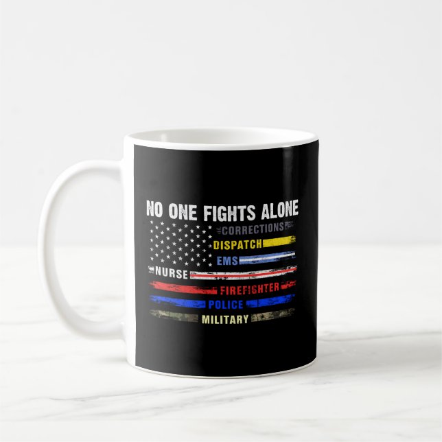 Keiner kämpft allein als Erste-Hilfe-Helden Usa Am Kaffeetasse (Links)