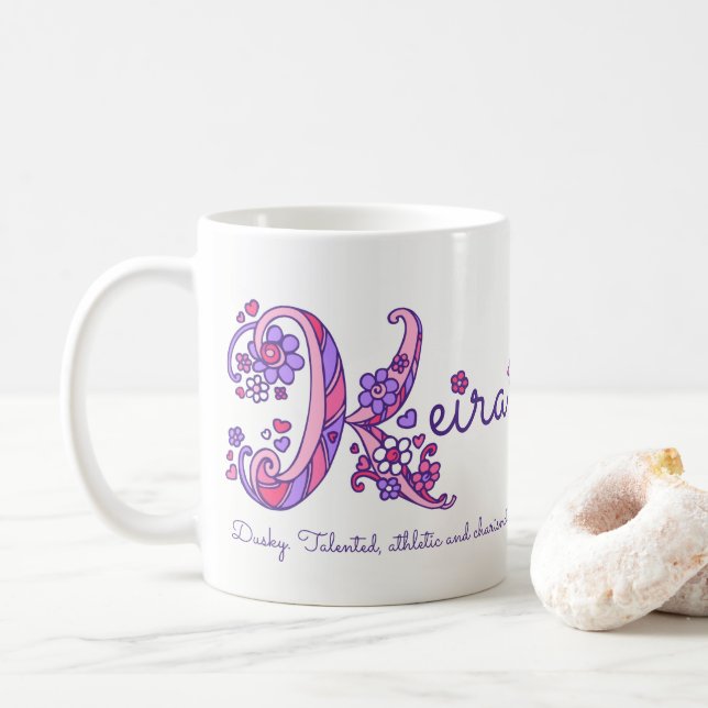 Keira Mädchen nennen die Bedeutung der Kaffeetasse (Mit Donut)