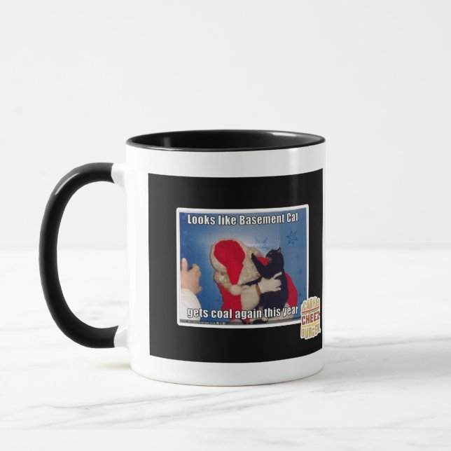 Keller-Katze erhält Kohle Tasse (Links)