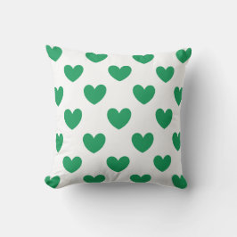 Kelly green polka herzen auf weiß kissen