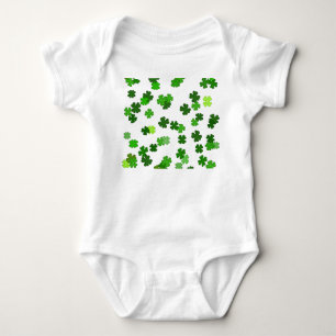 Kelly-grün „Shamrocks Falling“ Baby Strampler