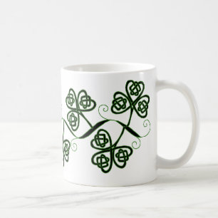 Keltische Knotenklee-Tasse im Schwarzen und im Kaffeetasse