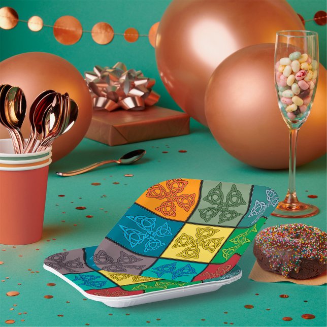 Keltische Kreuze Pappteller (Von Creator hochgeladen)