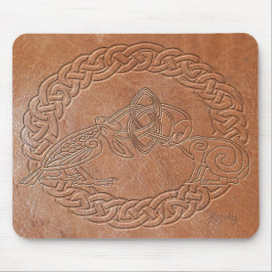Keltischer Vogel und Hase mit Rahmen Mousepad
