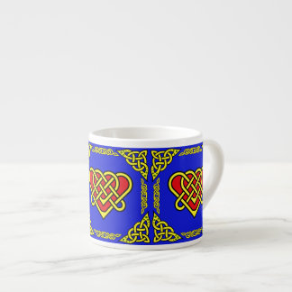 Keltisches/Gadhlig geflochtenes Herzdesign 3, Gold Espressotasse