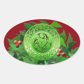 Keltisches Weihnachten Spiral mit Holly Ovaler Aufkleber