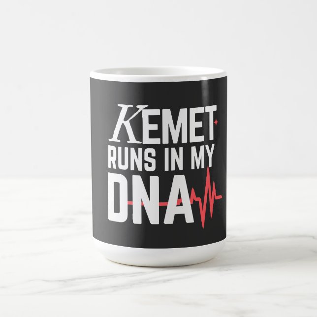 Kemet Runs in My DNA |  Kaffeetasse (Mittel)