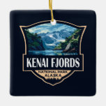 Kenai Fjords Nationalpark Illustration Retro Art Keramikornament<br><div class="desc">Kenai Fjords Vektorgrafik Design. Der Park ist ein amerikanischer Nationalpark,  der das Harding Icefield,  seine überfluteten Gletscher,  Küstenfjorde und Inseln unterhält.</div>