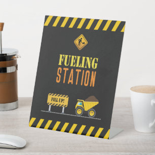 Kennzeichnung der Tankstelle für Party-Dump Sockelschild