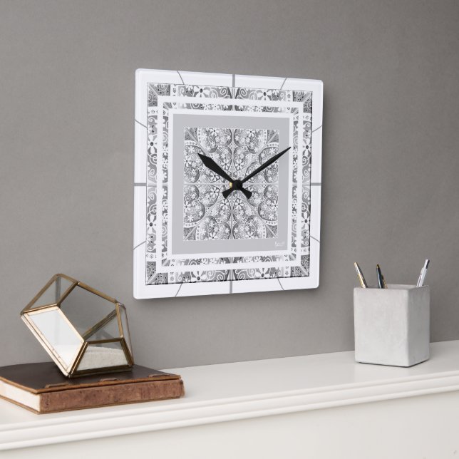 Keramik Lace Gray Quadratische Wanduhr (Büro)