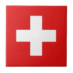Keramik Schweiz Flag Tile Fliese<br><div class="desc">Dieses Design besteht aus der Schweizer Fahne,  die geschickt umgestaltet wurde,  um die quadratische Fliesenfläche zu bilden. Ein dekorativer und nützlicher Artikel,  der ein perfektes Geschenk für alle machen würde,  die sich an die Schweiz erinnern möchten.</div>