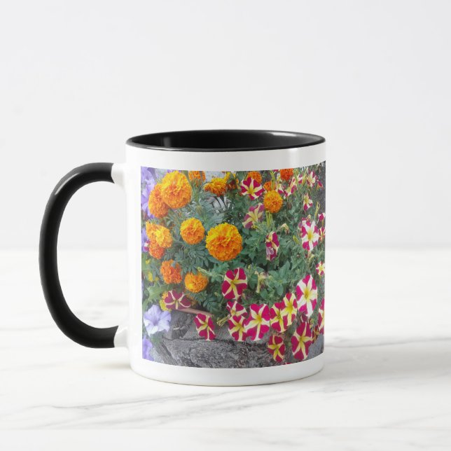 Keramik Tasse mit Petunias & Marigolds (Links)