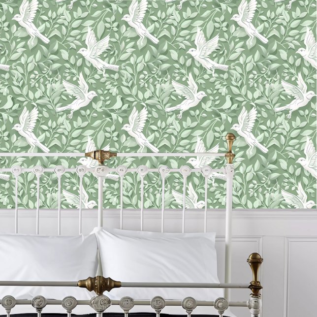 Kernpunkt Weißfliegende Vögel auf Grün Tapete (Cottagecore White Flying Birds on Green Wallpaper behind a white metal framed bed.)