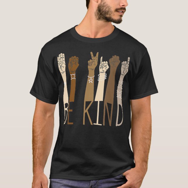 kerrilaureloroo@hotmail.com T-Shirt (Vorderseite)