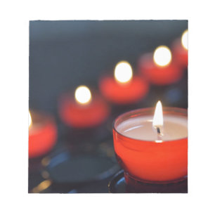 Kerzen in der Kirche Notizblock