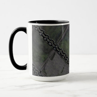 Ketten auf altem Holz Tasse