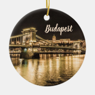Kettenbrücke Budapest bei Nacht mit Burg Buda Keramik Ornament