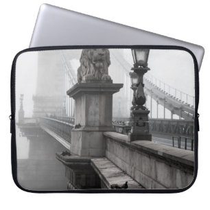 KETTENBRÜCKE, BUDAPEST LAPTOPSCHUTZHÜLLE