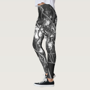 Kettenverbindungszaun und Spinnennetz Leggings
