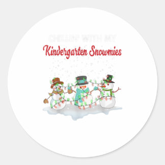 Ki Chillin' mit meiner Kindergarten-Snowmie Runder Aufkleber