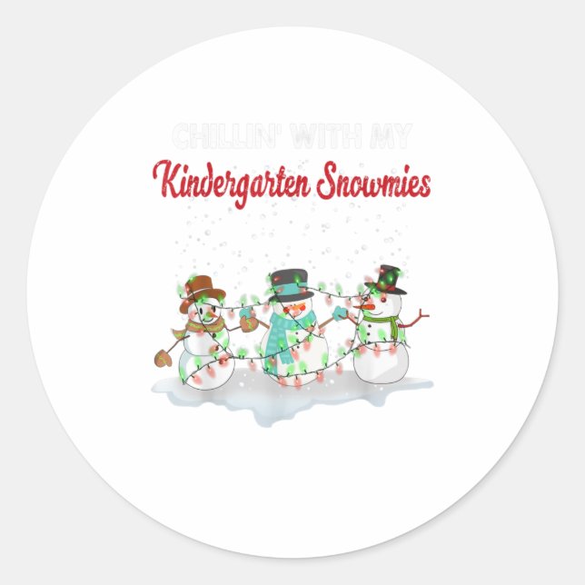 Ki Chillin' mit meiner Kindergarten-Snowmie Runder Aufkleber (Vorderseite)
