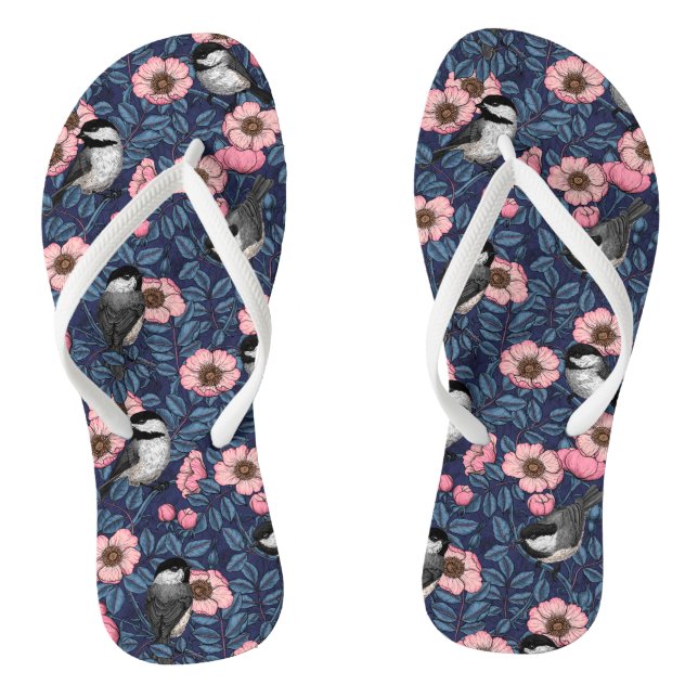 Kichererbsen in wilder Rose in Rosa und Blau Flip Flops (Fußbett)
