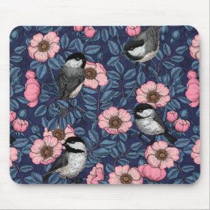 Kichererbsen in wilder Rose in Rosa und Blau Mousepad