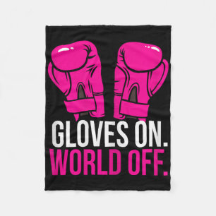 Kickboxen Chick Kickboxer Trainingshandschuhe auf Fleecedecke