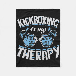 Kickboxen ist meine Therapie Lustiges Boxen Karate Fleecedecke