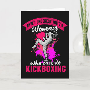 Kickboxende Frau Kickbox-Training Karte