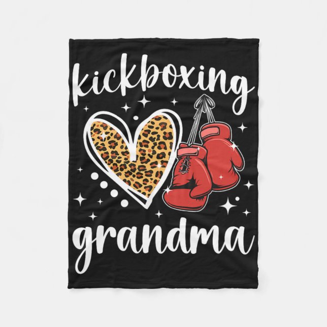 Kickboxende Oma eines Kickboxers Großmutter hören Fleecedecke (Vorderseite)