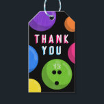 Kids Bowling Birthday Party Danke Ihnen für Tags Geschenkanhänger<br><div class="desc">Schwarz und Neon bedanken sich dafür, dass Sie Tags bevorzugen, die für Kindergeburtstage-Bowlinge konzipiert sind, aber auch für andere Bowling-Themenveranstaltungen (z.B. Bowling-Firmenveranstaltungen, Bowling-Spendenaktionen, Wiedersehen Bowling-) genutzt werden können. Das Design auf der Vorderseite zeigt "DANK YOU" in einem weißen Schriftart auf zwei Linien mit einem coolen Offset unter dem hellen Neon...</div>