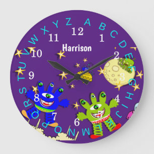Kids Educational Outer Space Monsters Personalized Große Wanduhr