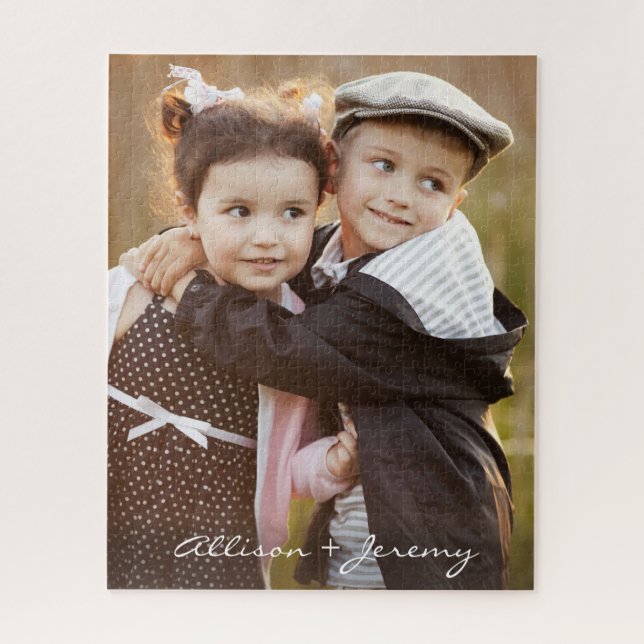 Kids Foto Modern Script Monogram Name (Vertikal)
