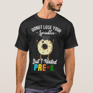 Kids Funny Pre-K Abschluss Nails Es ist die Geburt T-Shirt