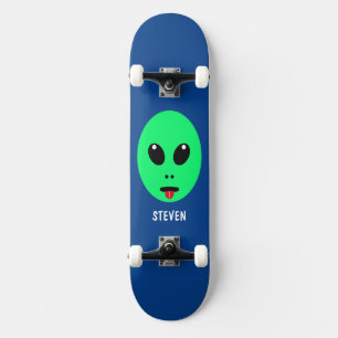 Kids Green Alien Personalisiert Skateboard