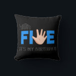 Kids High Five - Cool 5 Year Old Kids Birthday Gif Kissen<br><div class="desc">Kids High Five - Cool 5 Year Old Kids Birthday Gift</div>