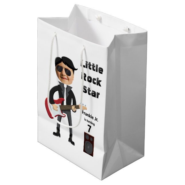 Kids 🎸 🤣 Rockstar Birthday Gitarre Funky Fun Mittlere Geschenktüte (Vorderseite Schrägansicht)