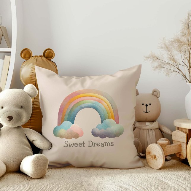 Kids Whimsical Pastel Rainbow in Clouds Kissen (Von Creator hochgeladen)
