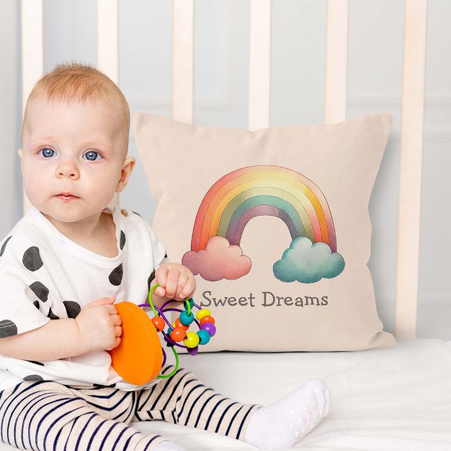 Kids Whimsical Pastel Rainbow in Clouds Kissen (Von Creator hochgeladen)