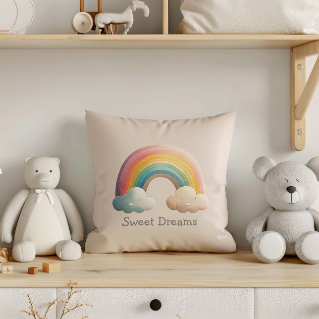 Kids Whimsical Pastel Rainbow in Clouds Kissen (Von Creator hochgeladen)