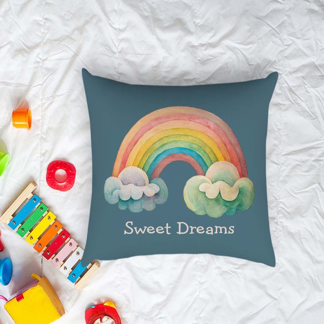 Kids Whimsical Pastel Rainbow in Clouds Kissen (Von Creator hochgeladen)