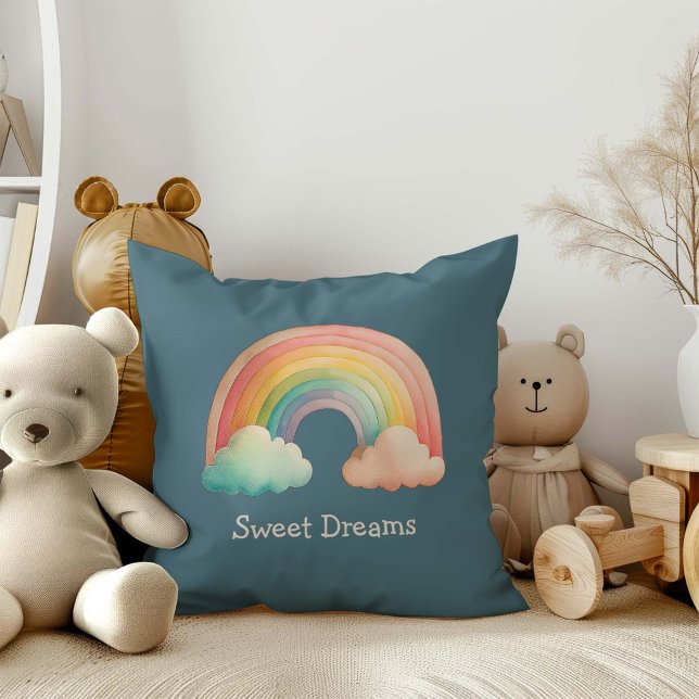 Kids Whimsical Pastel Rainbow in Clouds Kissen (Von Creator hochgeladen)