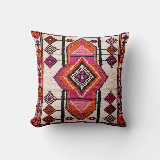 Kilim Pillows: Handgefertigte Schätze für Ihre Zuh Kissen (Vorderseite)