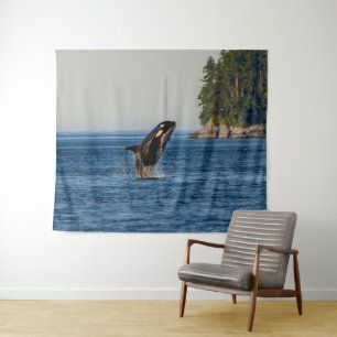 Killer Whale Breaching out of Ocean Water Wandteppich