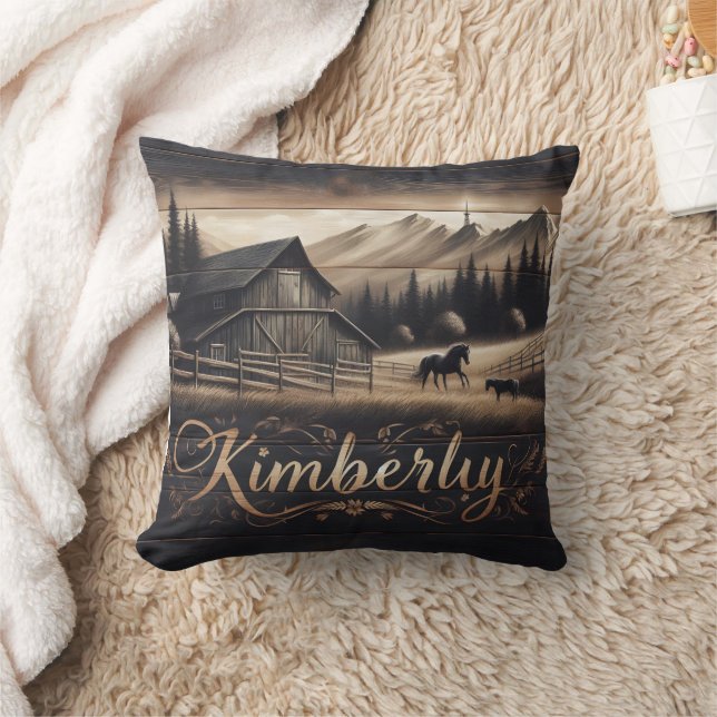 Kimberly Barn umgeben von Pferden und Bergen Kissen (Decke)